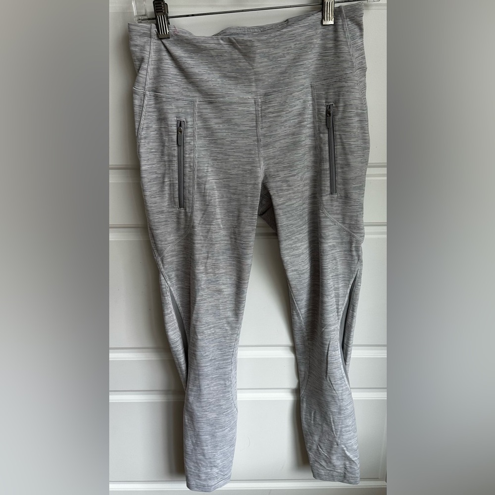 Lululemon Invigorate Yoga Tights with Zipper Pockets Size 8